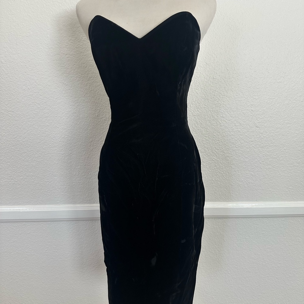 Tadashi Shoji Black Strapless Sweetheart Cocktail Dress